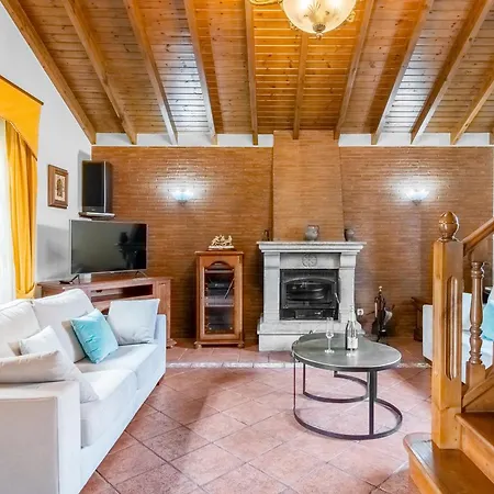 Casa En La Costa Con Wifi Jardin Y Barbacoa Llanes