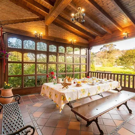 Casa En La Costa Con Wifi Jardín Y Barbacoa Casa rural *