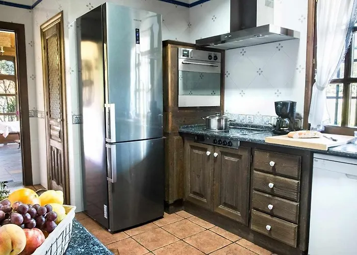 Casa En La Costa Con Wifi Jardín Y Barbacoa Casa rural Llanes