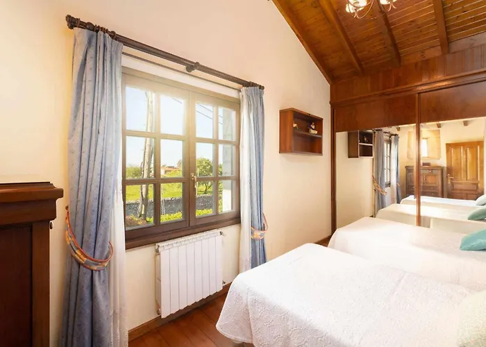 Casa rural Casa En La Costa Con Wifi Jardín Y Barbacoa Llanes