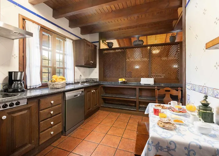 Casa En La Costa Con Wifi Jardín Y Barbacoa