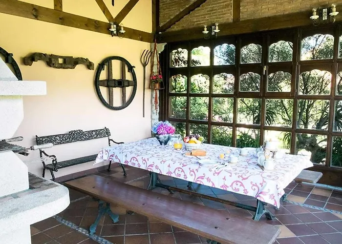 Casa En La Costa Con Wifi Jardín Y Barbacoa Casa rural