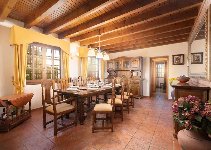 Casa En La Costa Con Wifi Jardín Y Barbacoa Casa rural Llanes